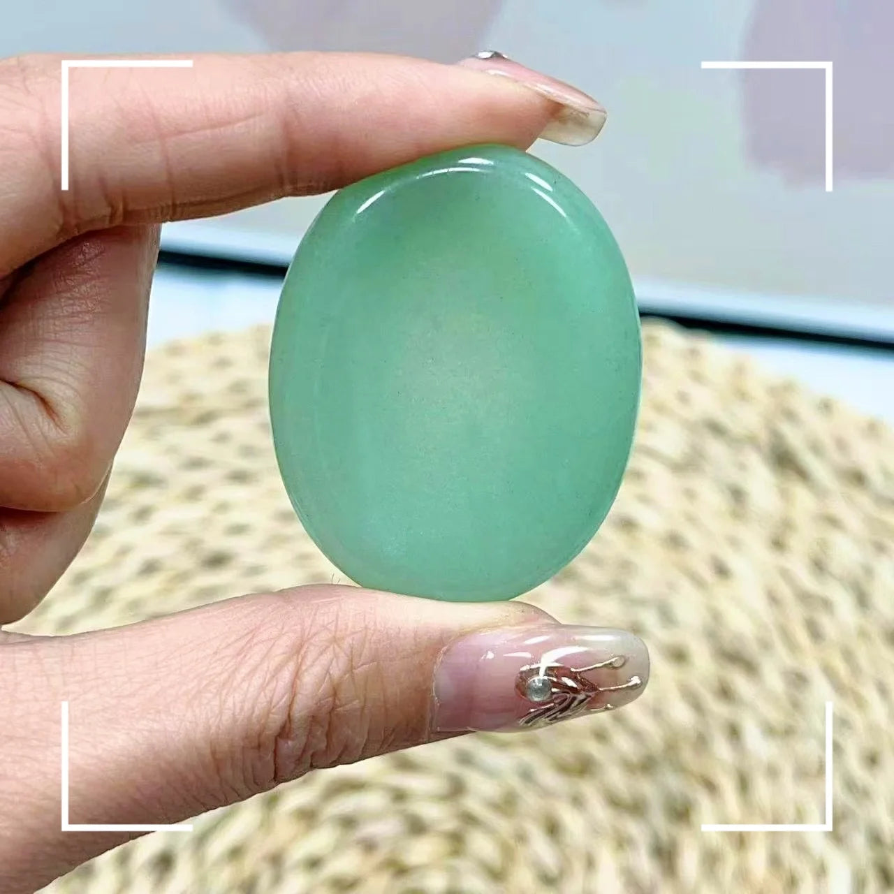 Natural Stone Face Massagers Thumb Forget Worry Stone Decompression Crystal Spiritual Healing Therapy Meditation