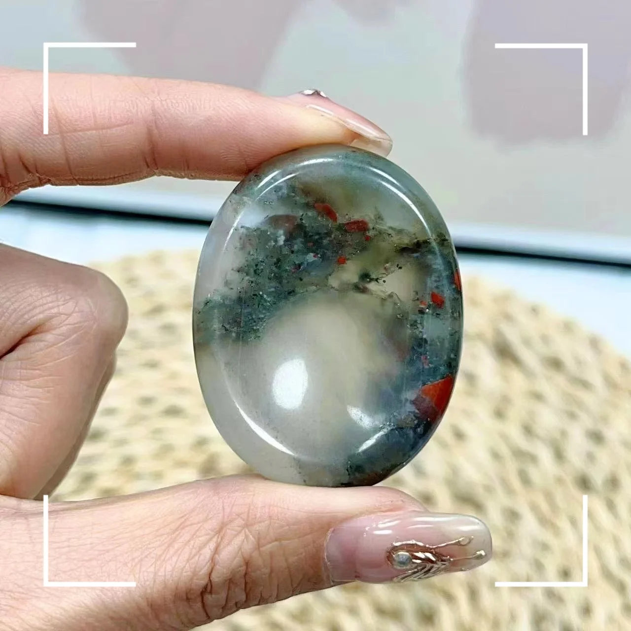 Natural Stone Face Massagers Thumb Forget Worry Stone Decompression Crystal Spiritual Healing Therapy Meditation