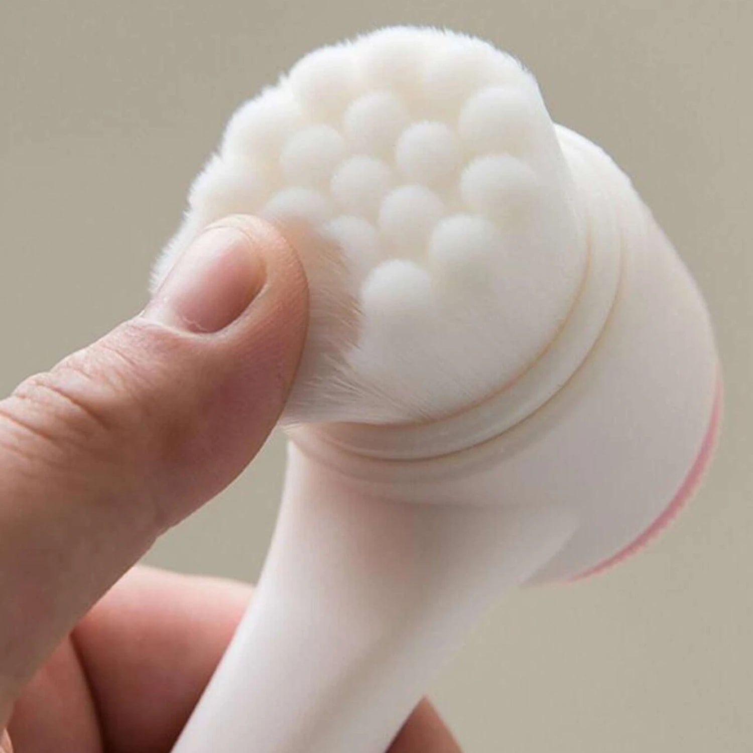 Double-sided Soft Silicone Facial Cleanser Brush for Deep Pore Cleansing and Gentle Exfoliation - 1 Piece