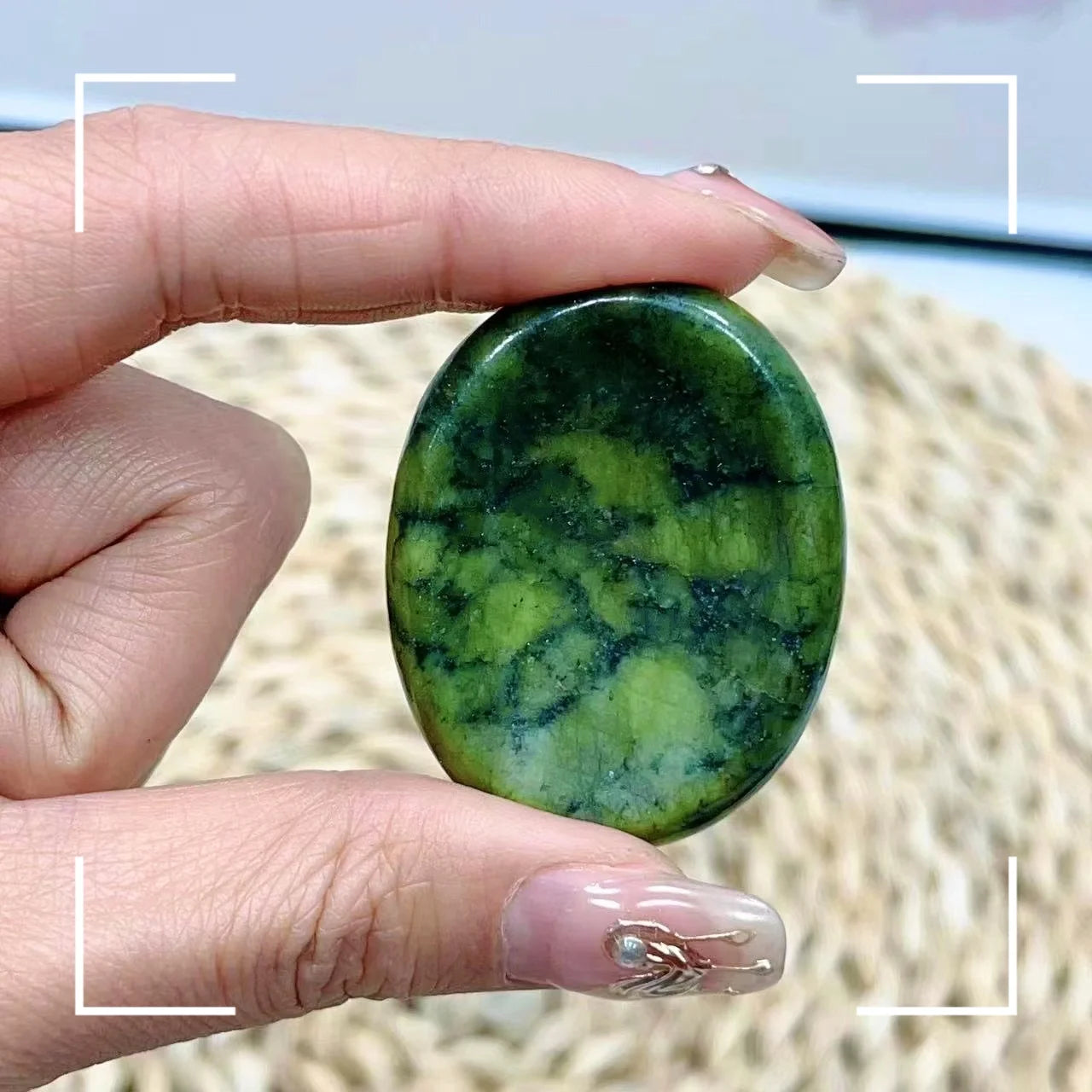 Natural Stone Face Massagers Thumb Forget Worry Stone Decompression Crystal Spiritual Healing Therapy Meditation