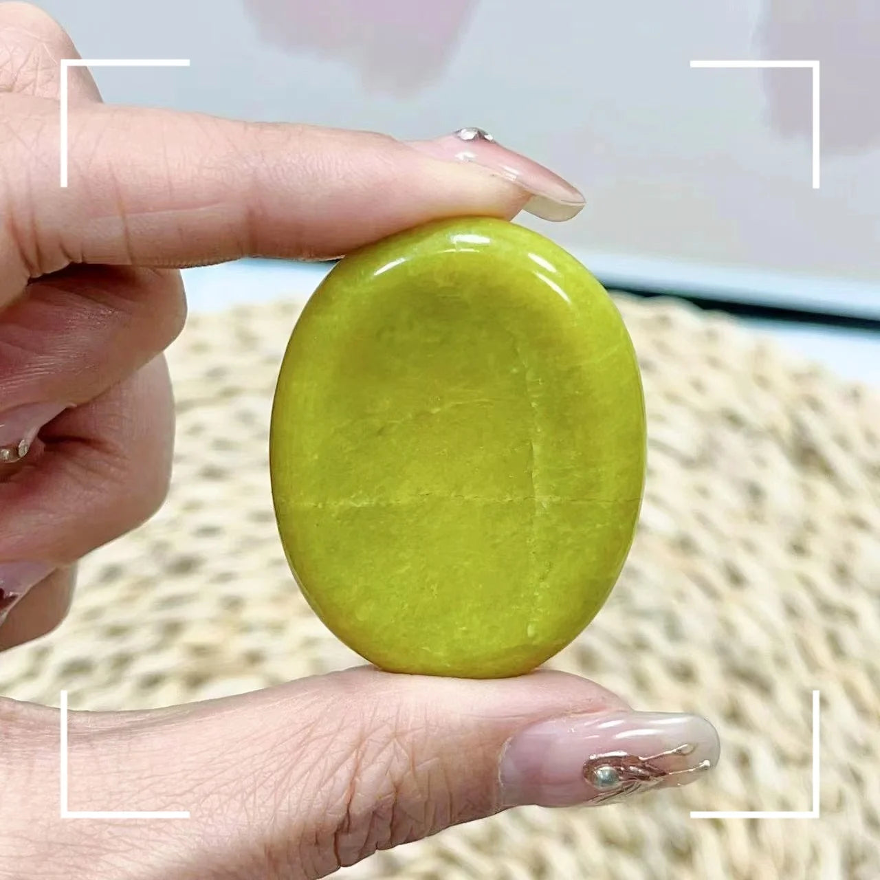 Natural Stone Face Massagers Thumb Forget Worry Stone Decompression Crystal Spiritual Healing Therapy Meditation