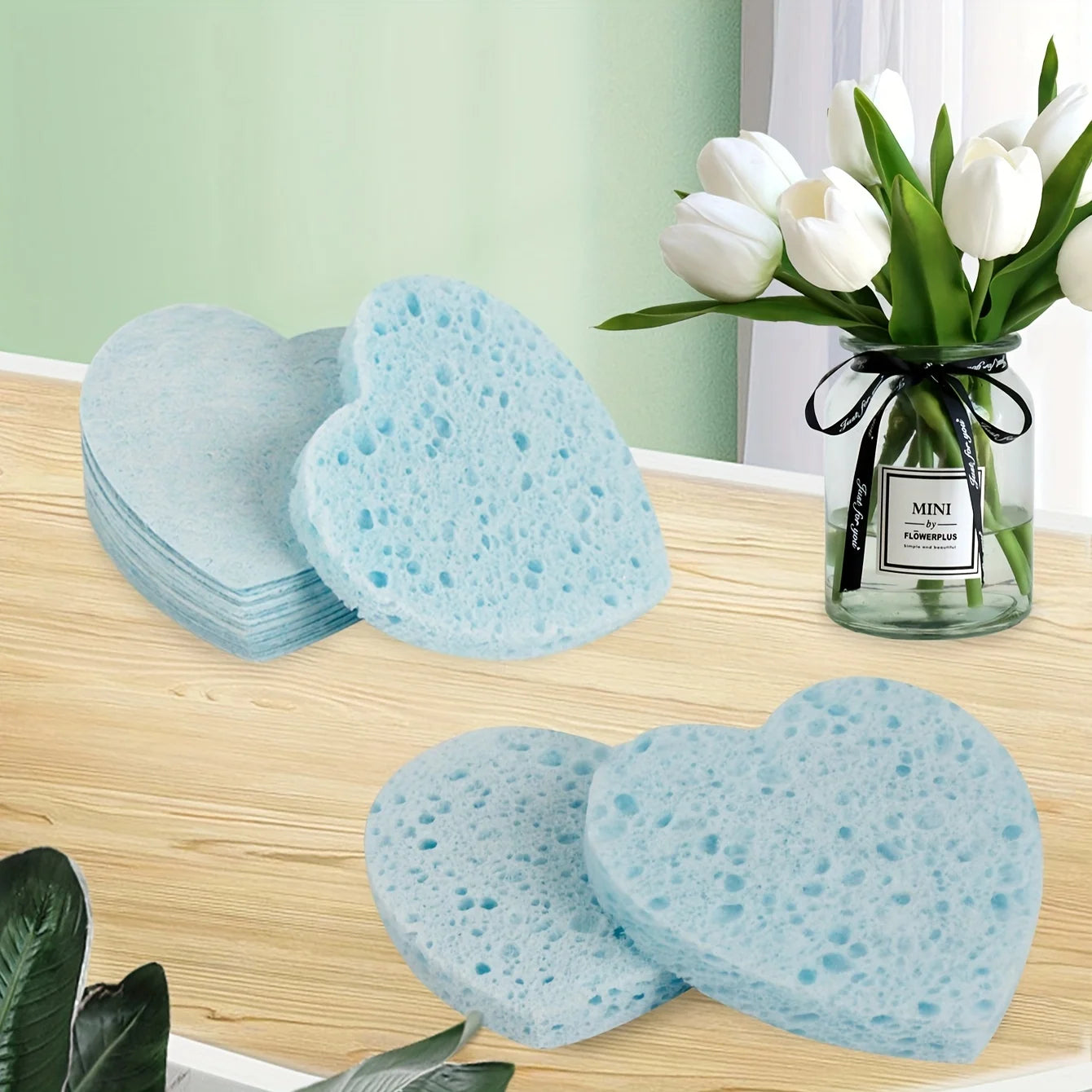 20 Pieces Facial Sponges Heart Shape Compressed Facial Natural Facial Cleansing Pads Exfoliating for Cleansing Reusable
